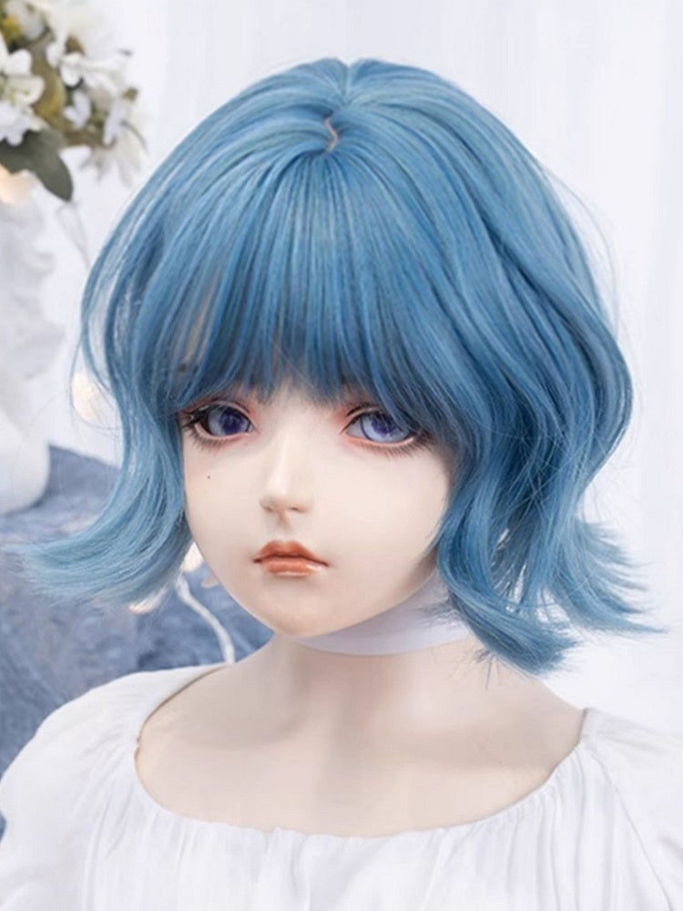 Blaue 29CM kurze Perücke mit Air Bangs