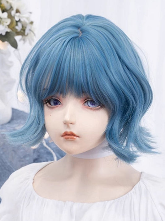 Blaue 29CM kurze Perücke mit Air Bangs