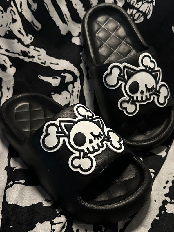 Black White Skeleton and Slippers Applique Summer Gothic