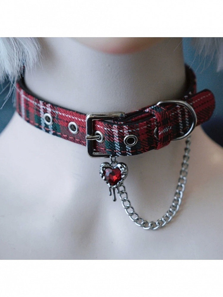 Dark Gothic Heart Accent Choker