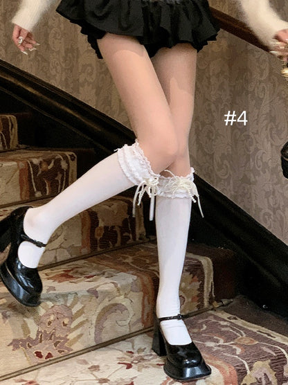 スイートなレーストリムの蝶結びソックス