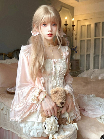 Gerüschte, sonnenschützende rosa Ärmel mit Cardigan-Glocke