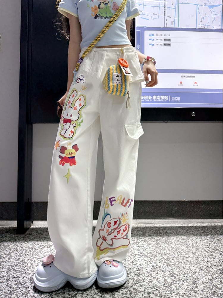 ウエストワイドレッグジーンズ カートゥーンバニープリント ホワイト ローカット