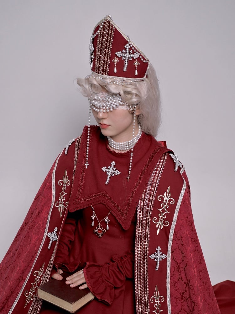 Weinperle mit Perlen rot päpstlichen Kette verziert Kreuz Mitra