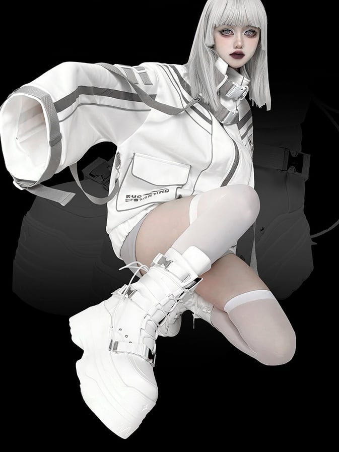 Mattweiße Punk-Nieten-Bandage-Plateaustiefel mit Schnürung