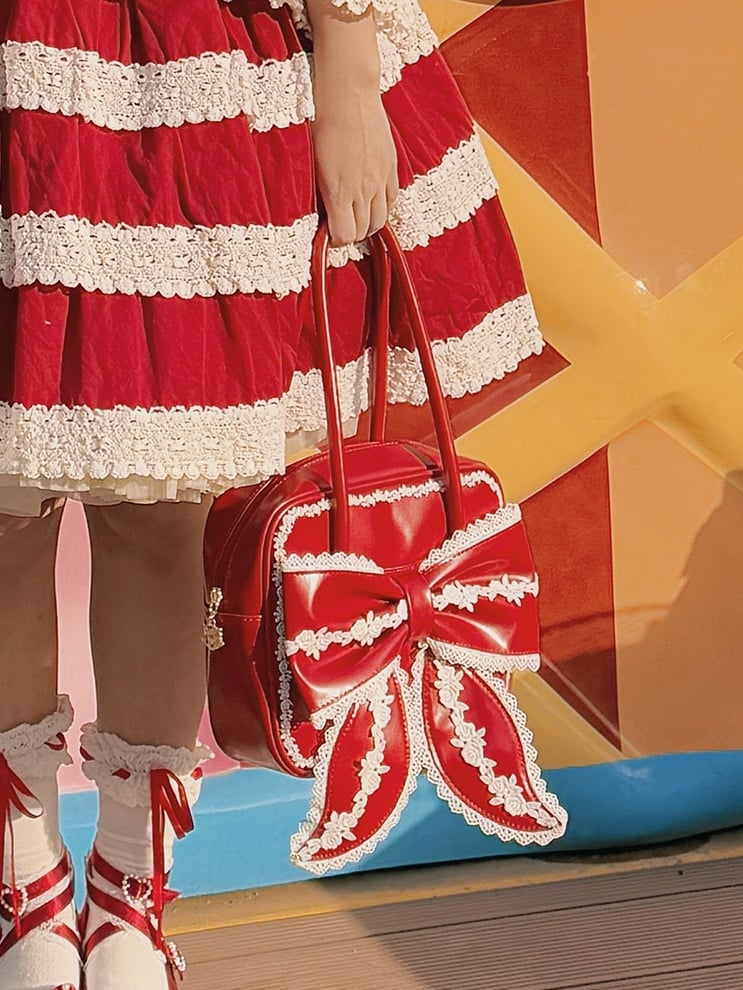 Shoulder (3 Front Bag Lace Red Lace) Contrasting Statement Trims of Square and White Lolita Types with PU Bow