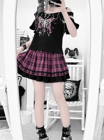 Embellished Neckline Butterfly Print T-shirt with Pink Plaid Y2K Chains Skirt Set Black