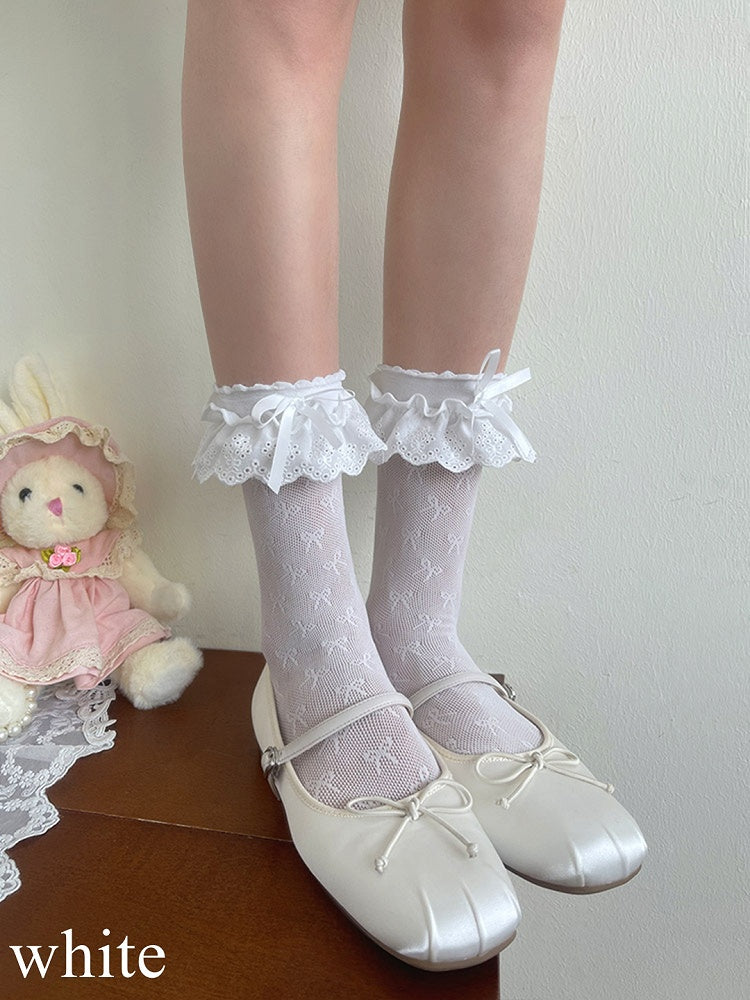 Details Spitzensocken mit Schleife und Hohlsaum in Schwarz/Weiß/Apricot