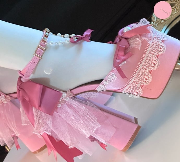 Pink Bows Lace Trim Rhinestone Ankle Strap Block Heel Hime Lolita Shoes with Beaded Chains