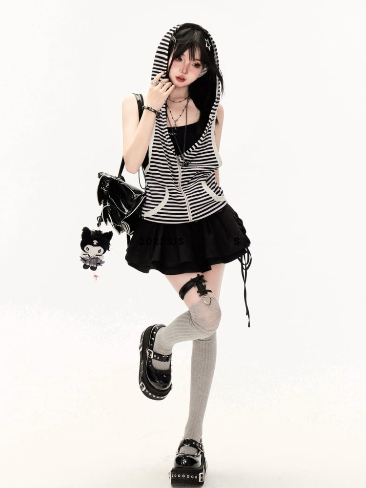Pattern Backless Hooded Vest and Black Striped White