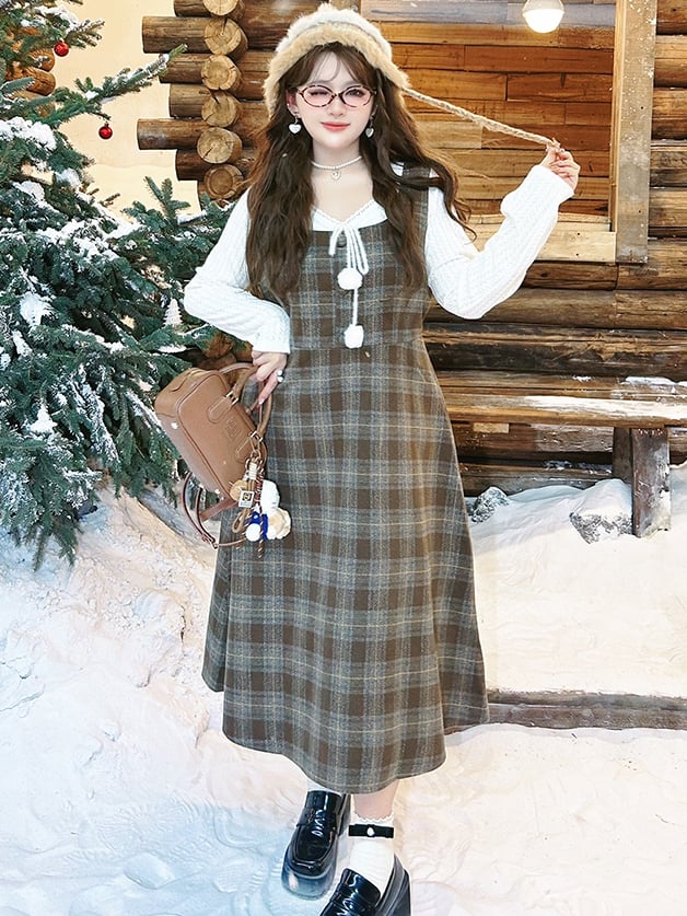 Braunes Woll-Overallkleid mit hoher Taille und Karomuster in Übergröße
