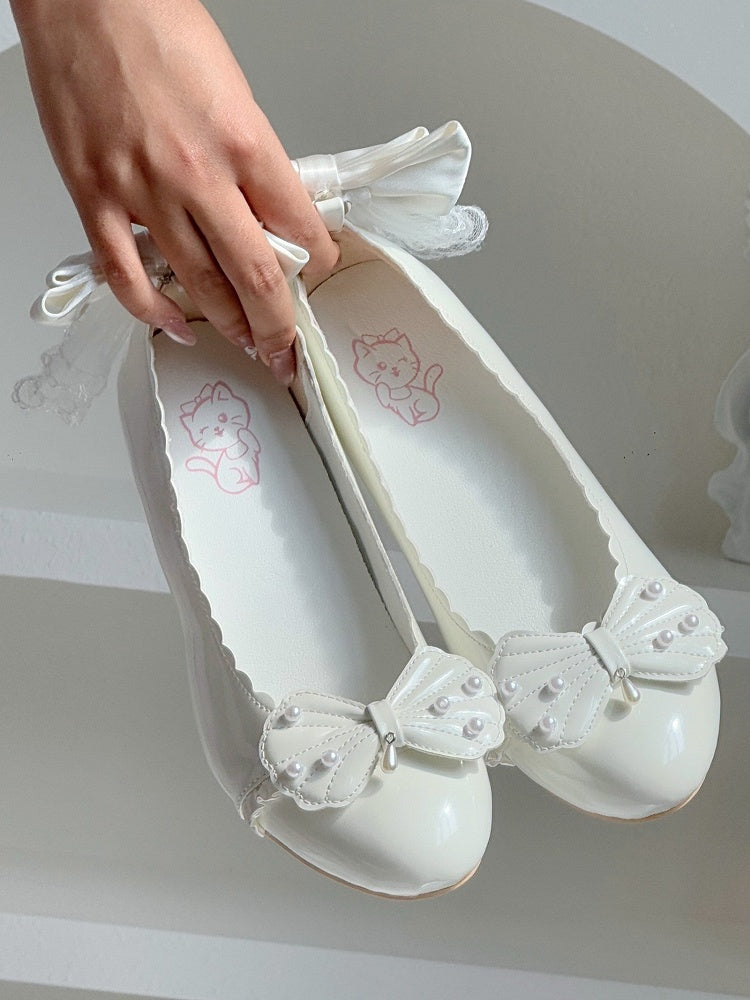 White Lolita Beads with Mid-Heel Bow - Scalloped Shoes Shell Elegant Inspired Details Edge