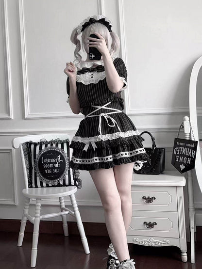 Black & White Striped Peter Pan Collar Set + Tiered Skirt - Bug Starting
