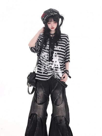Dark Kawaii Black Striped Loose Short Sleeve T-shirt with Graffiti Print - KNOW8 Online Shop