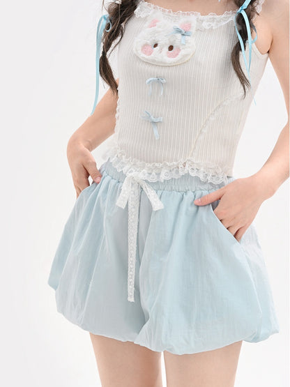 Cami Top mit Schleife und Plüsch-Kätzchen-Applikation, gerüschter Spitzenbesatz, Weiß