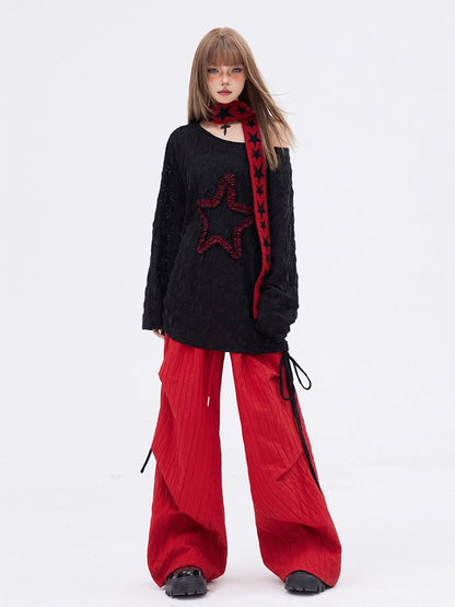 Rote Hose mit weitem Bein