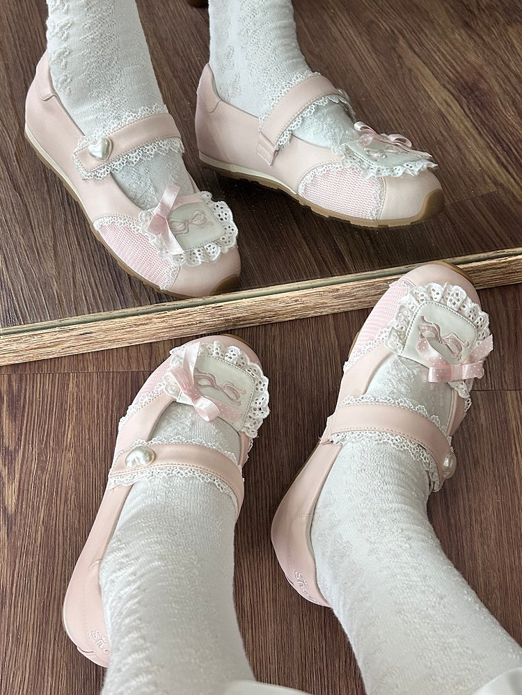 Heart-Embellished Closure Sweet in Pink Velcro Flats Lolita Trim Lace