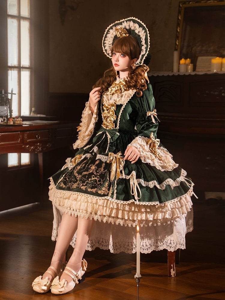 Kleid Kerzenständer Kerze und Stickerei Glockenärmel Samt Grün