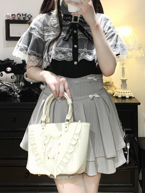 ジライケイ ブラック/ホワイト/ブラックホワイト レースケープデザイン 半袖ブラウス