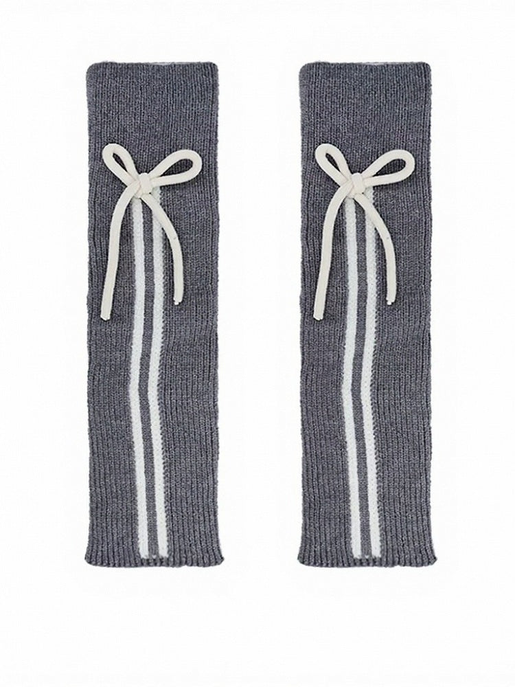 Ribbed Leg Warmers with Stripe and Bow Decor - ModaSwings