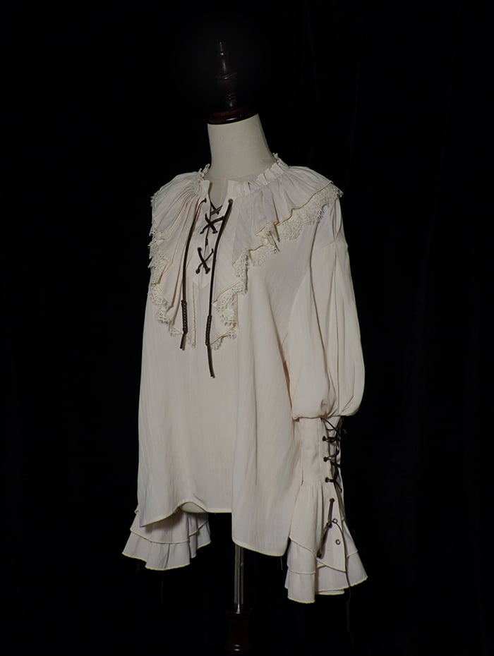 Lolita Longshirt Ouji Cremeweiß Piratenärmel Vibes