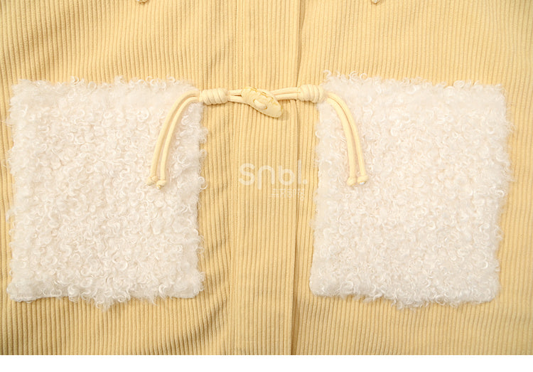 Milchgelber süßer Cord-Dufflecoat mit Lammkapuze