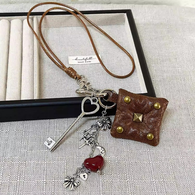 Charm Herzförmiger Schlüsselanhänger Y2K