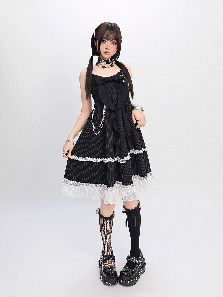 Rock Cami Kleid Big Bow Ausschnitt Schwarz mit gestreifter Taille Abnehmbare Kette Blase