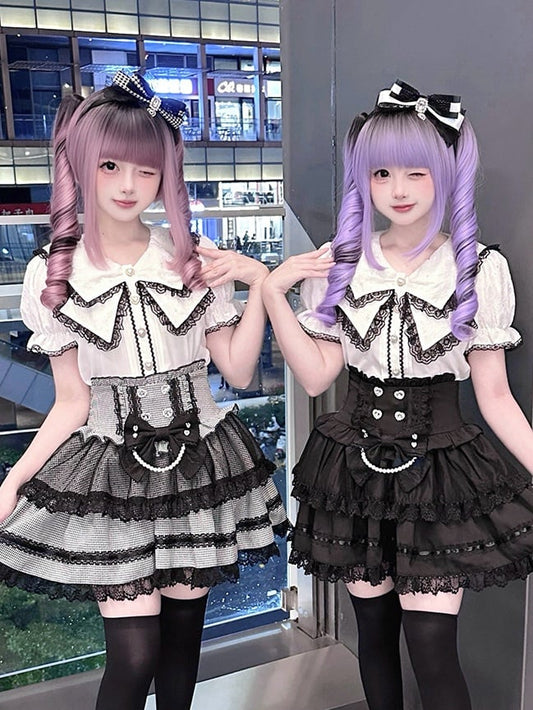 Chemisier noir et blanc Jirai Kei à col marin avec détails en dentelle - Puppet Bombs