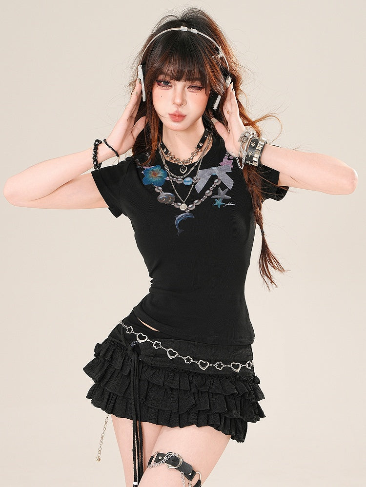 ブラックプリントのほろ苦いビーズが華やかなTシャツネックレス