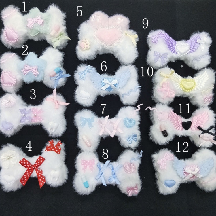 ふわふわの骨型ヘアクリップ