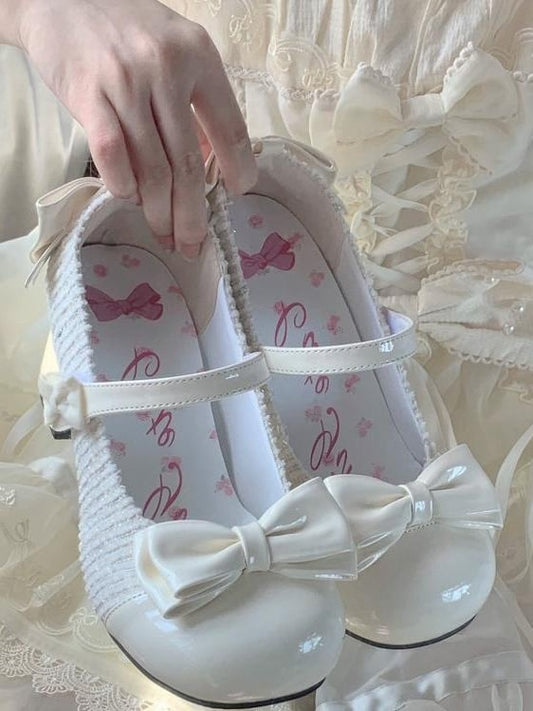 ホワイトのリボン結びラウンドトゥ3.5cmブロックヒールロリータメリージェーン