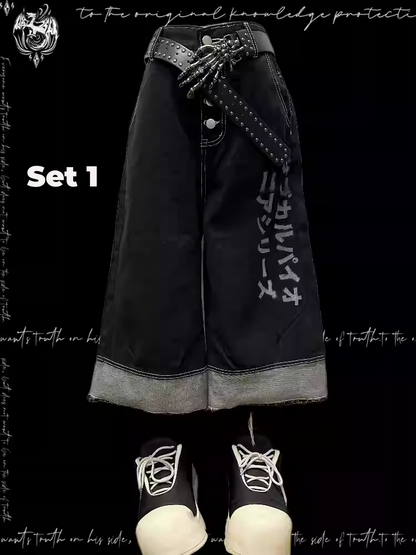 Jeans mit weitem Bein und verwaschener Schwarz-Mehrknopfleiste