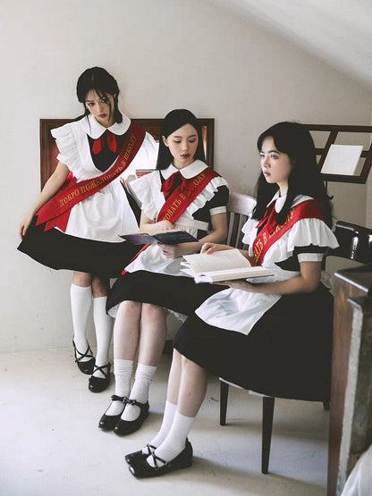 + Sleeves Full Pleated Ribbon Black with Tie Embroidered Dress Apron Short Maid Red Bow Lolita Set