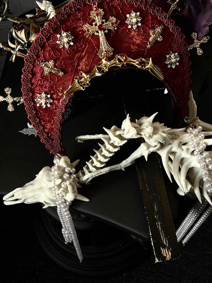 Rot/Weiß/Schwarze, mit Kreuz verzierte Gothic Lolita Krone