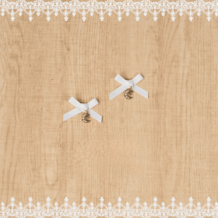 Charm Bowknot Hairclips Jirai Kei White with Beaded Moon/Heart