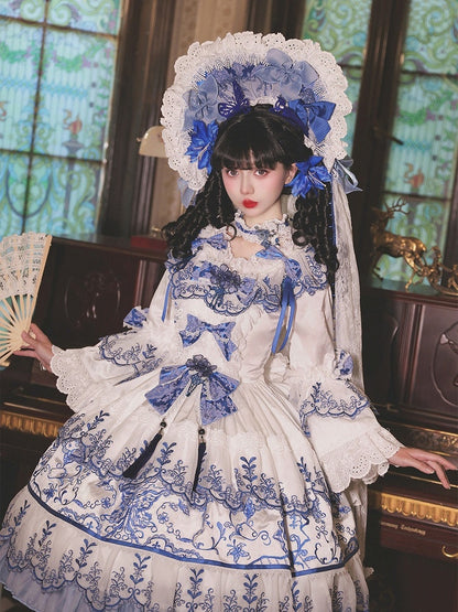 Lace-Trimmed Porcelain Bonnet for Lolita - Bramble Rose