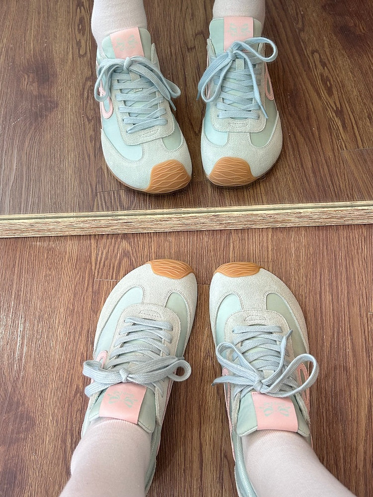 Green Front Bowknot Lace-up Design Sneakers Ties