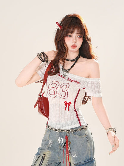 アシンメトリーネックライン ナンバープリント ホワイト/ブラック Tシャツ セミシアー