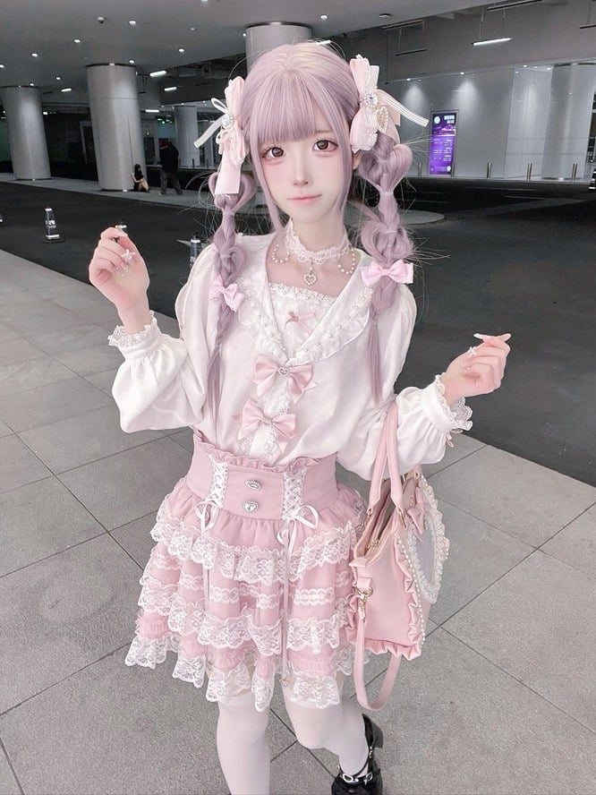 Pink Ryousangata Tiered Ruffle Skirt with Lace Trim - Puppet Bombs