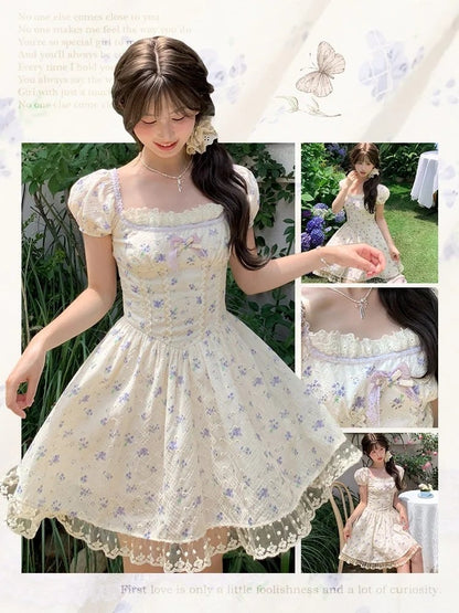 Mori Kei Blumenkleid Beige, quadratischer Ausschnitt und kurze Puffärmel