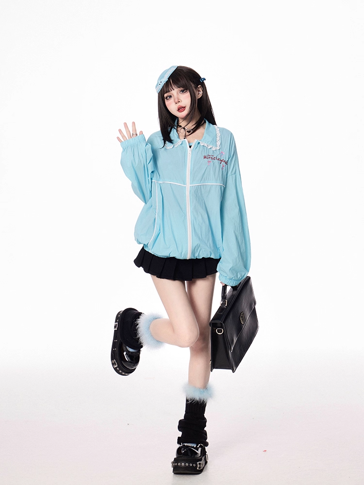 裾のシャツカラー、伸縮性のある袖口、ジップアップジャケット ブルー