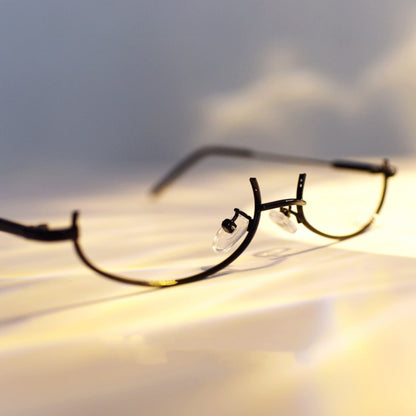 サイバーパンク ブラック セミリムレス グラス Y2K レンズレス メガネ