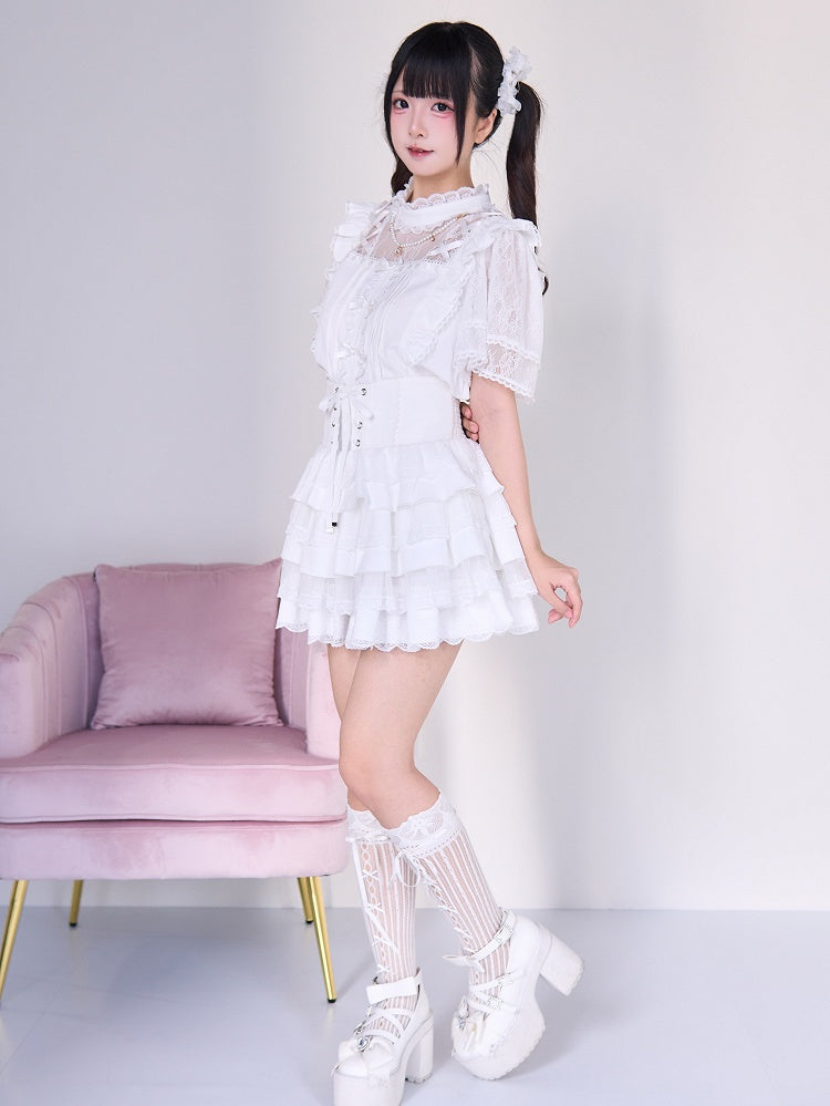 Schnürung, Spitzenbesatz, Kei-Korsett, Rockdetail, gesmoktes Taillenband, weißer Rücken, gestuftes Jirai