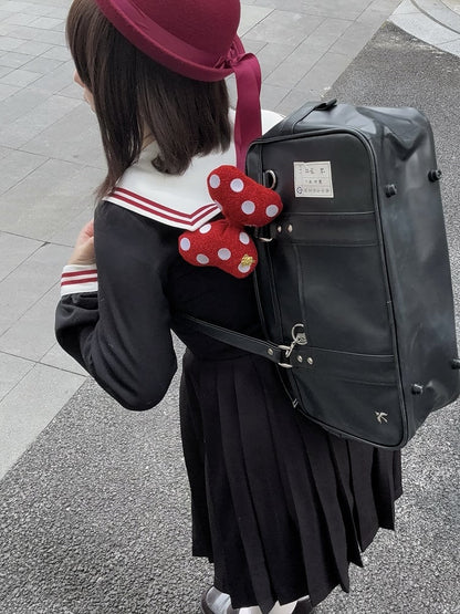 Schwarzer kleiner Teufel, Matrosenkragen, Faltenrock, JK-Uniformkleid