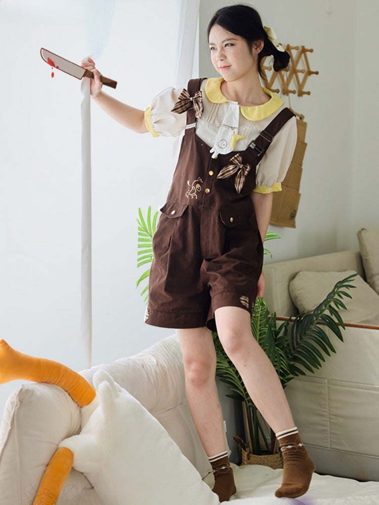 Dunkelbraune karierte Latzshorts mit Schleifendetail