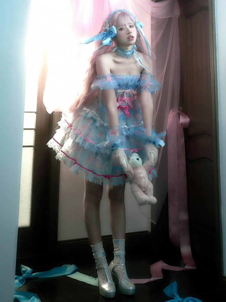 Satin-Bonding-Bunny-Kleid mit Lolita-Print-Akzenten und süßer blauer Schleife