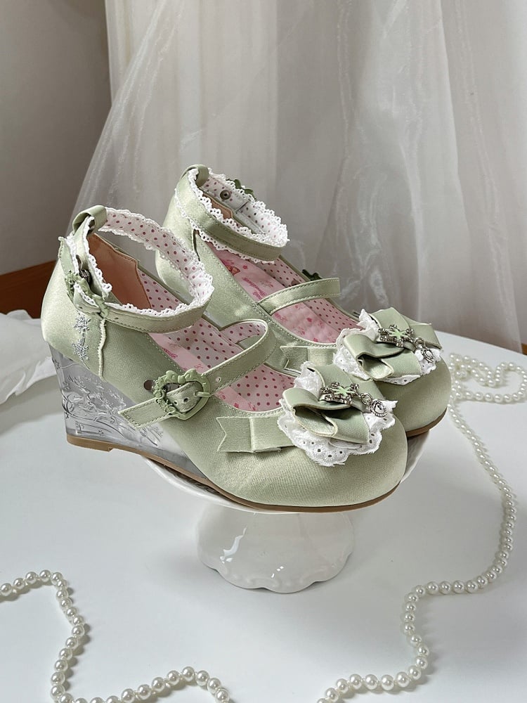 Green Winter Embossed Slope Heel Shoes with Snowflake Embroidery - Vintage Sweetheart