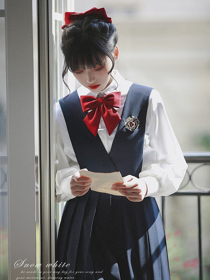 Red Hairclip Bowknot