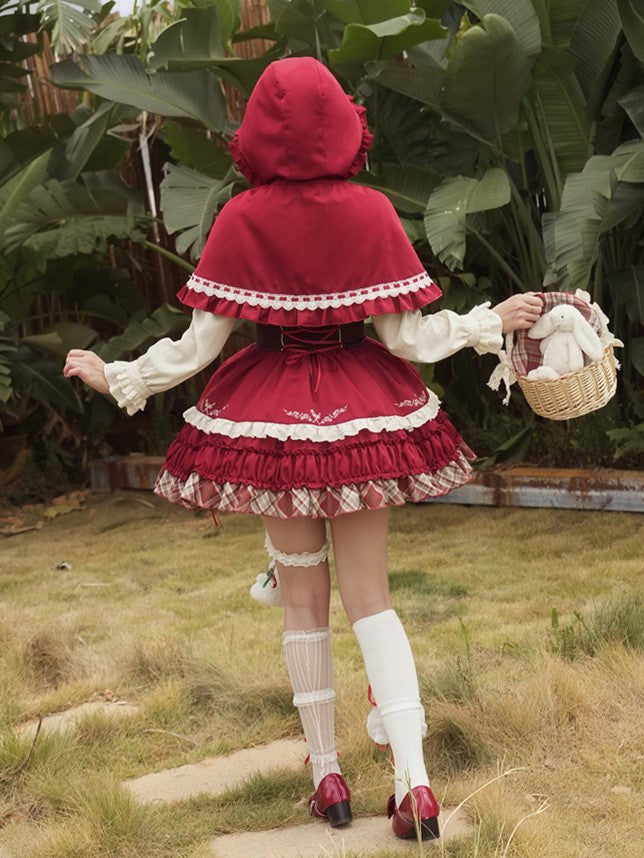 Accents Twill Hooded with Cape Red Lace Wine